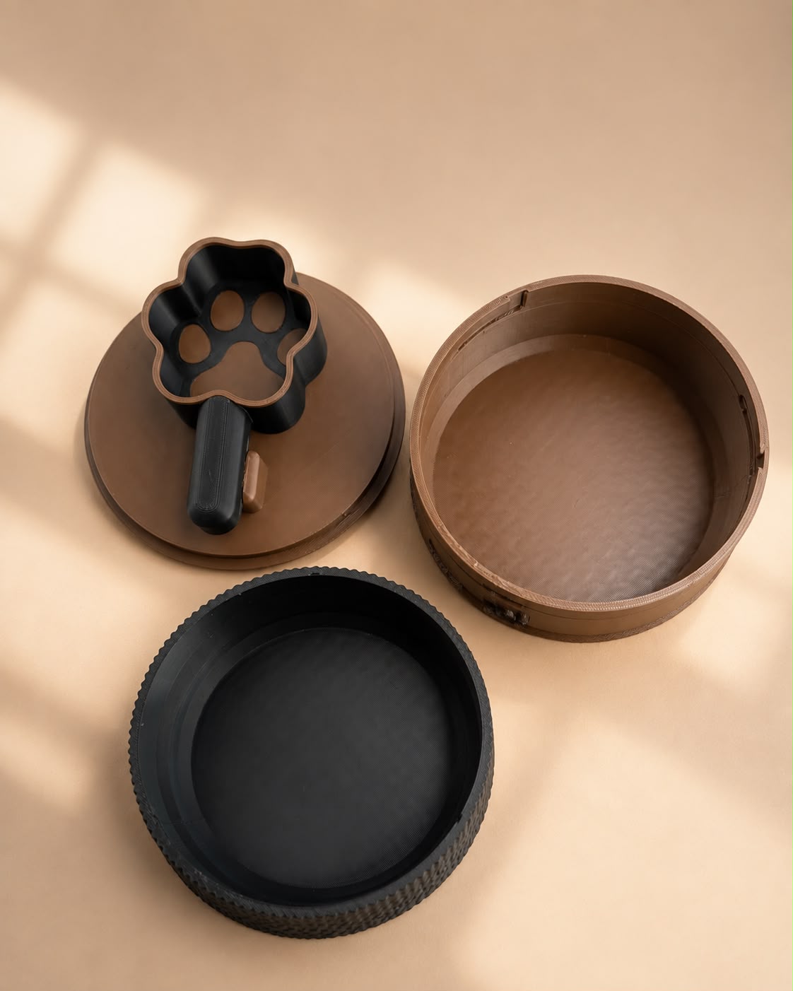 3D-printed pet accessory organizer